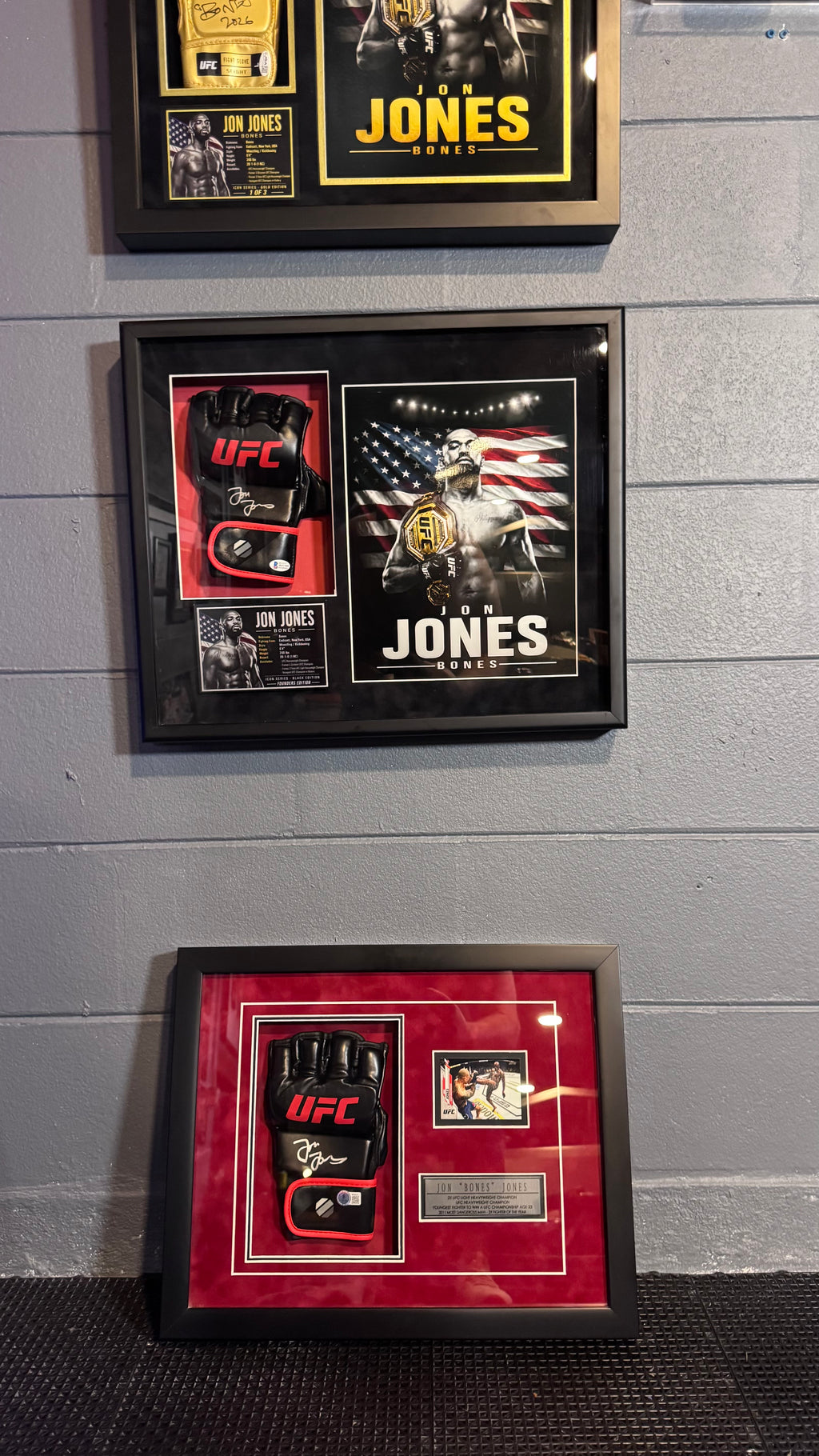 Jon Jones Signed UFC Glove Shadow Box – Beckett BAS | Icon Black 1/10