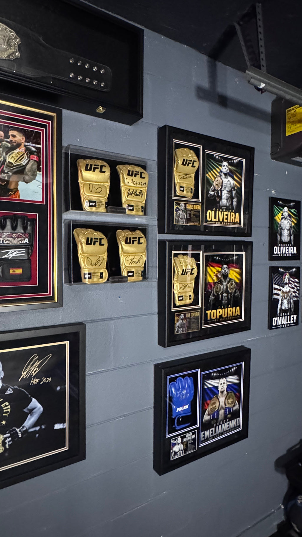 Fedor Emelianenko Signed PRIDE FC Glove Shadow Box | MMA Legend | Limited 1/10