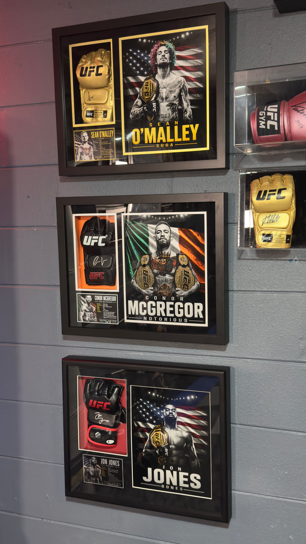 Alex Pereira “Poatan” Signed UFC Glove Shadow Box – Icon Black Series 1 of 10
