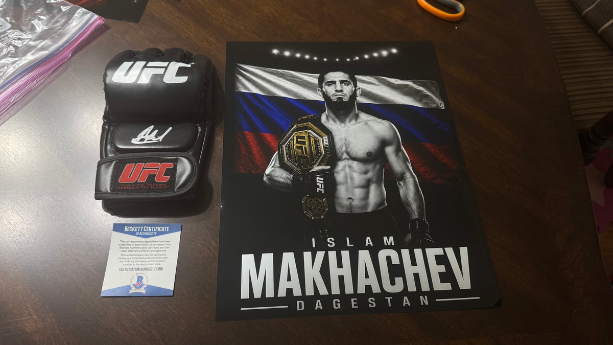 Islam Makhachev Signed UFC Glove Shadow Box – Beckett BAS | Icon Black 1/10