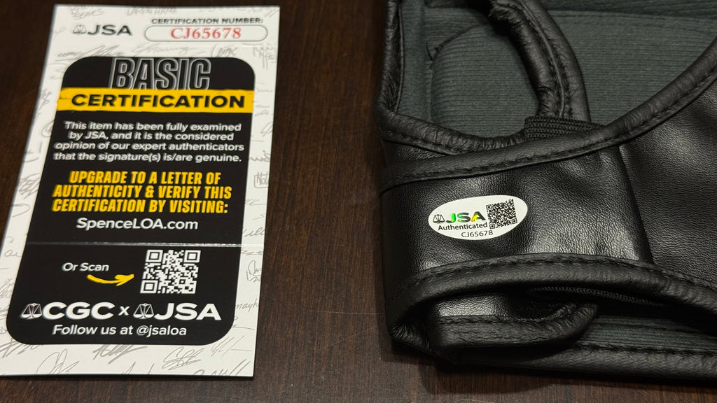 jon-jones-ufc-glove-jsa-cj65678