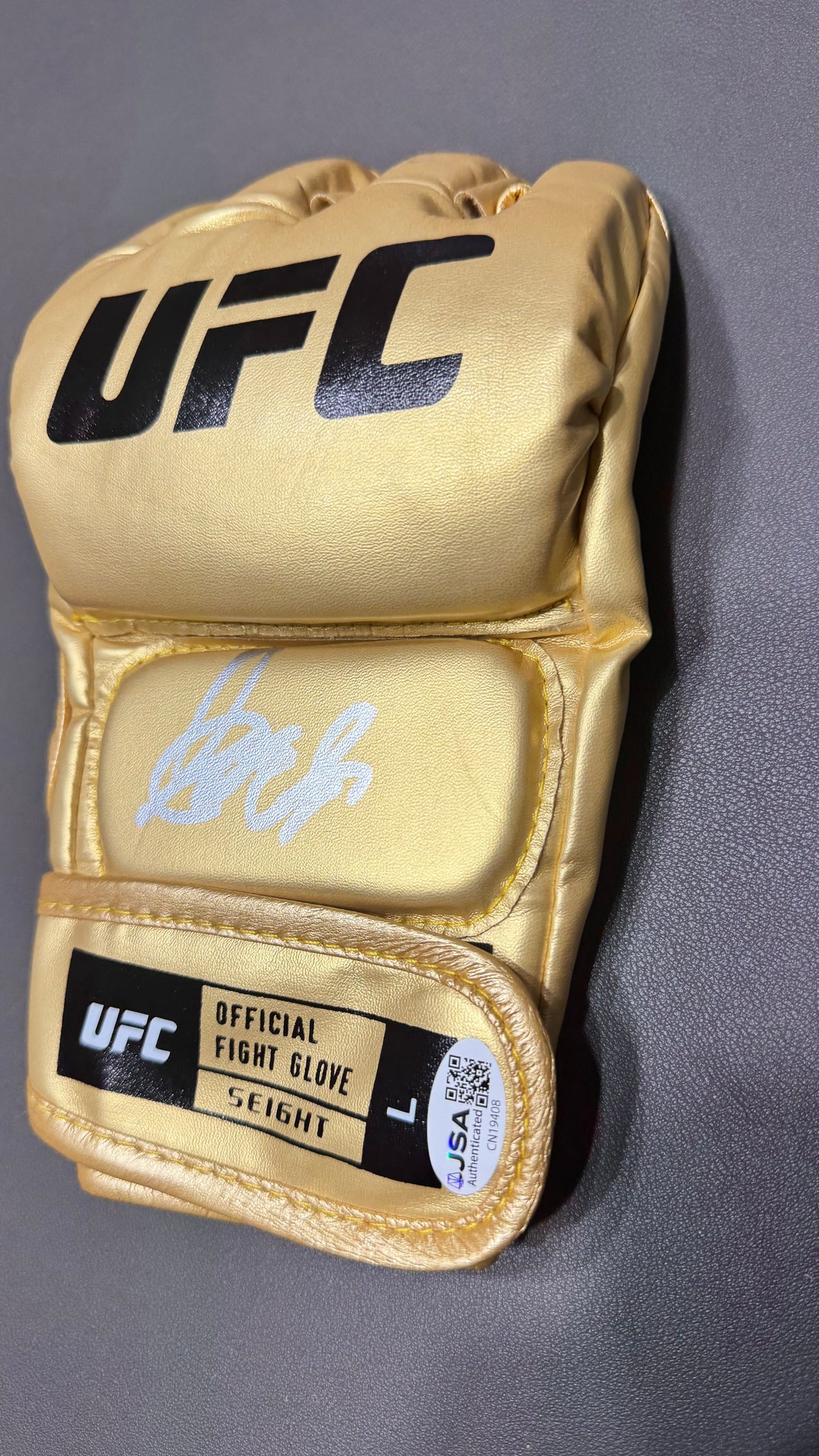 Islam Makhachev Signed Gold UFC MMA Glove — JSA Authenticated